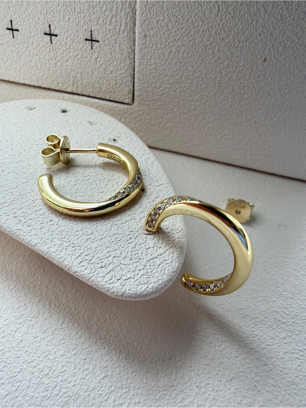 S925 Moissanite G Shape Twist Earrings 14K Plate